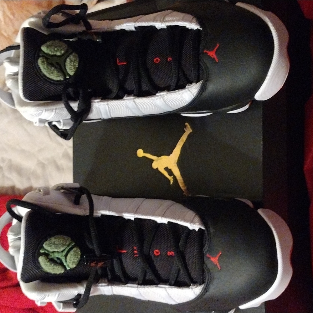 Jordan He got game 6 rings